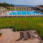 Acroter Hotel 4*