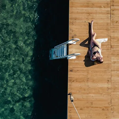 Acroter Отель 4*
